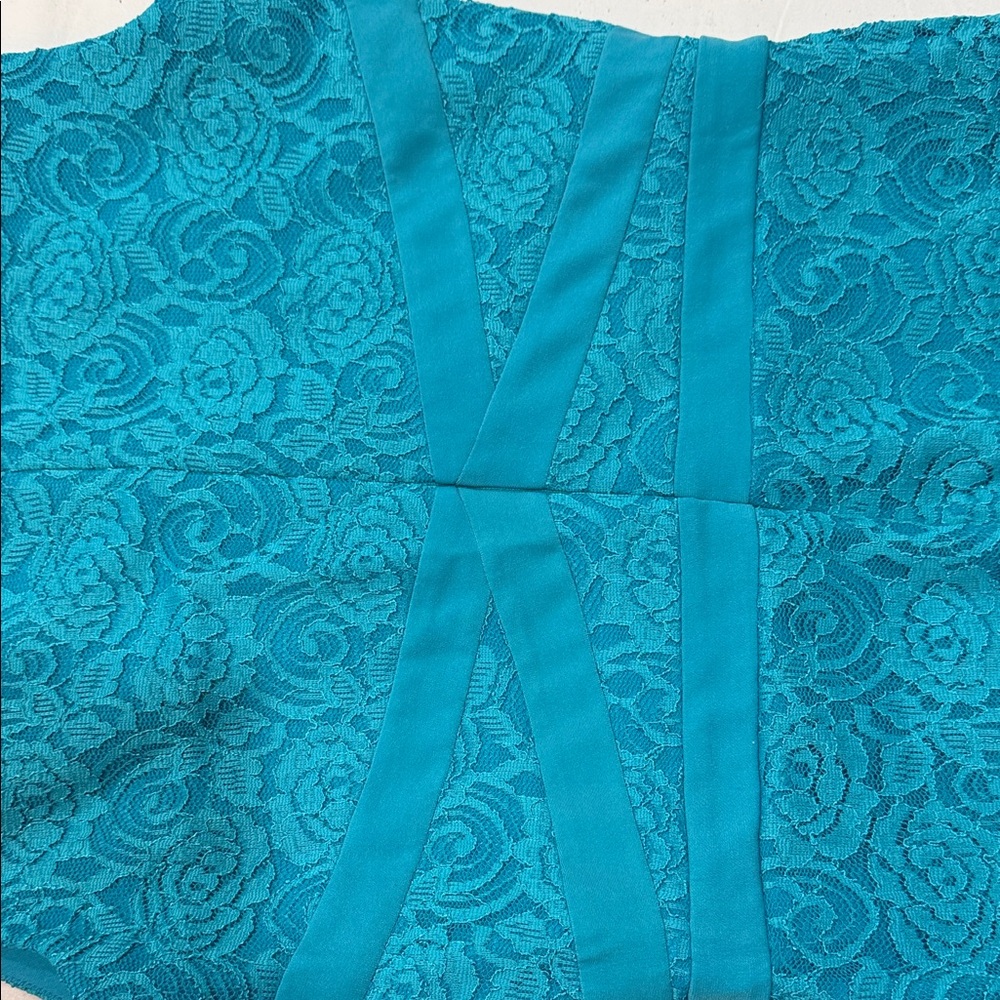 Ricki's Teal Lace Midi Dress - Picture 6 of 7